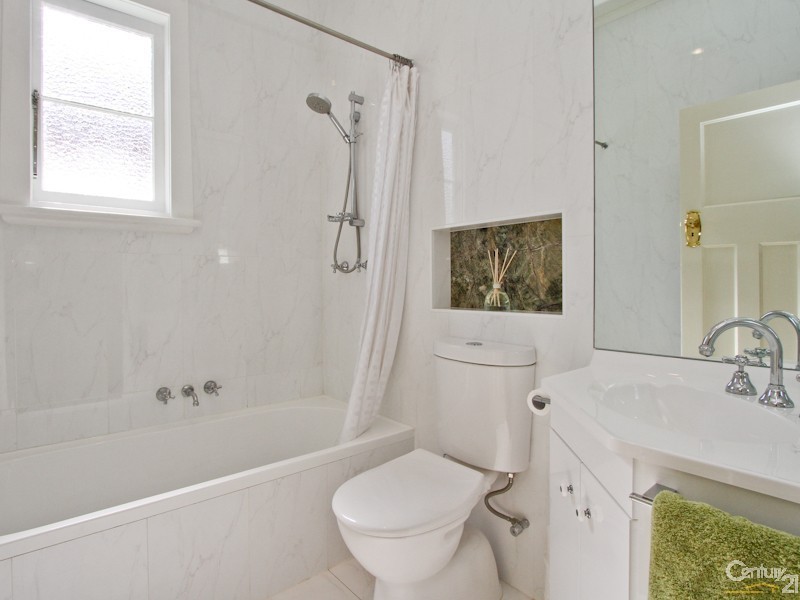 8 Speers Street, Speers Point NSW 2284