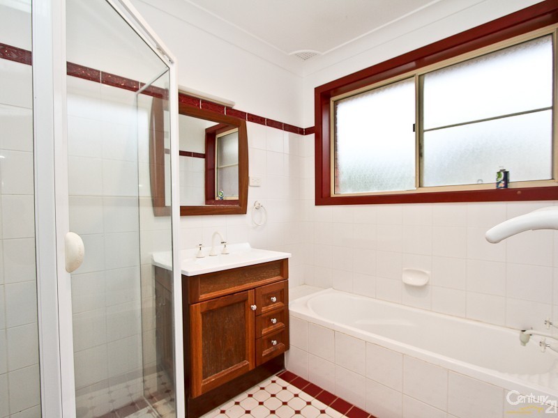 33 Elizabeth Cook Drive, Rankin Park NSW 2287