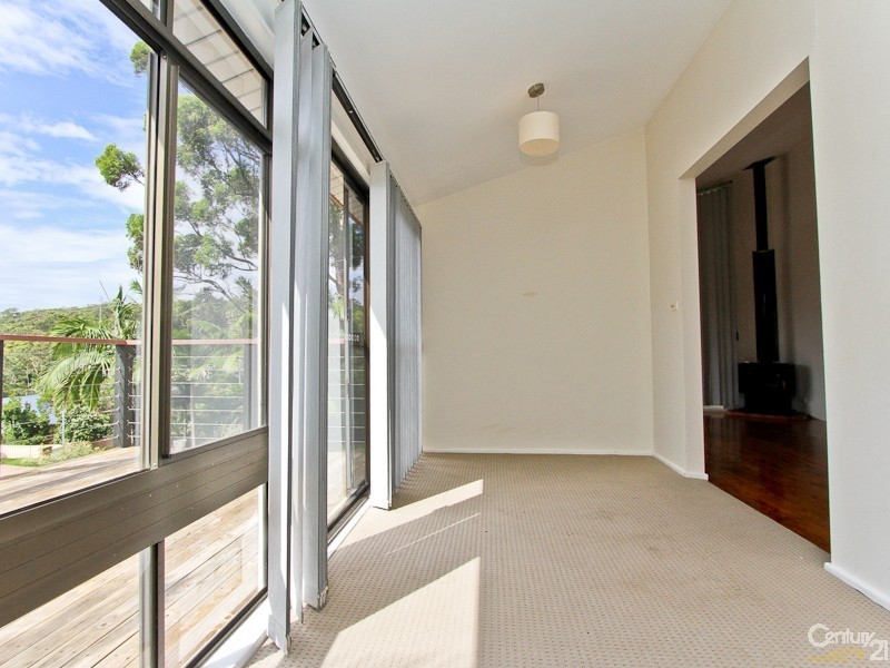 33 Lindsay Avenue, Valentine NSW 2280