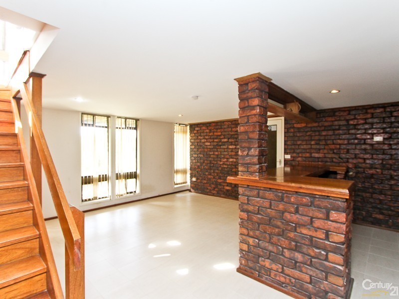 33 Lindsay Avenue, Valentine NSW 2280
