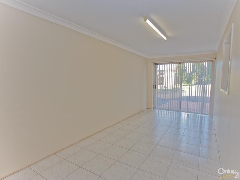 3 Aurora Court, Warners Bay NSW 2282