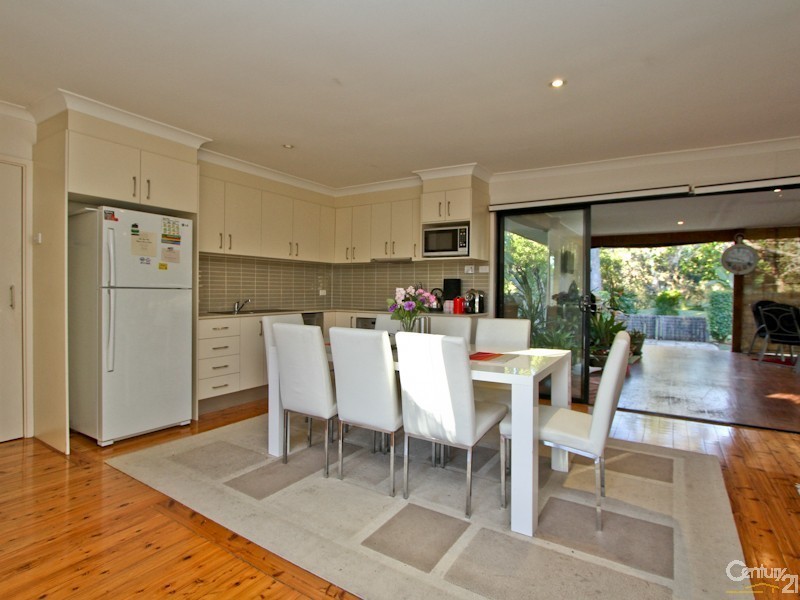 38 Jones Avenue, Warners Bay NSW 2282