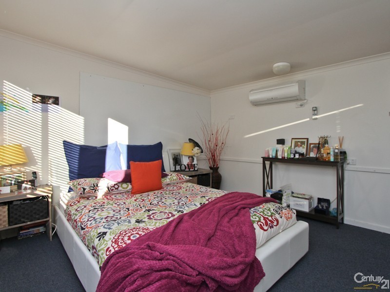 38 Jones Avenue, Warners Bay NSW 2282