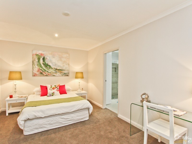 102/8 King Street, Newcastle NSW 2300