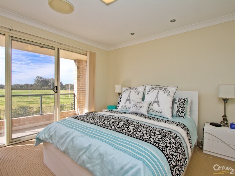 4 Siloam Drive, Belmont North NSW 2280