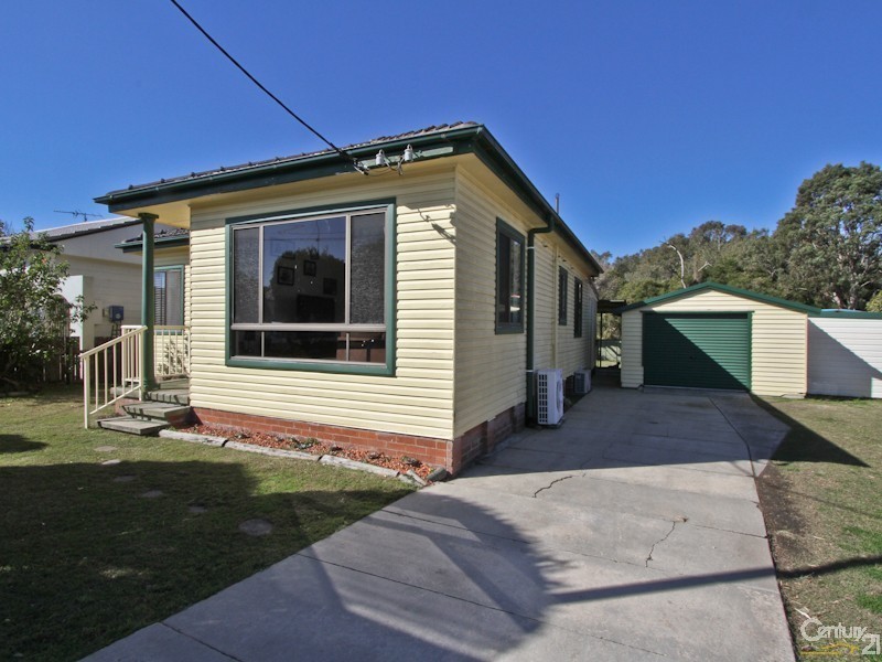 16 Cullen Street, Belmont North NSW 2280