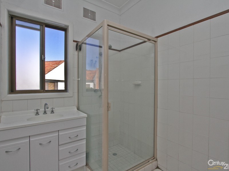 16 Cullen Street, Belmont North NSW 2280