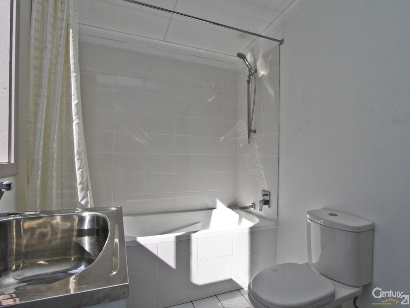 16 Cullen Street, Belmont North NSW 2280