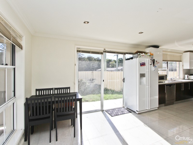 2 Jean Street, Belmont NSW 2280