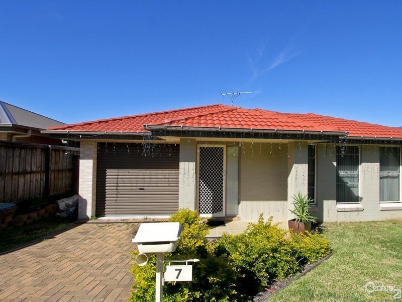 7 Harmony Crescent, Mount Hutton NSW 2290