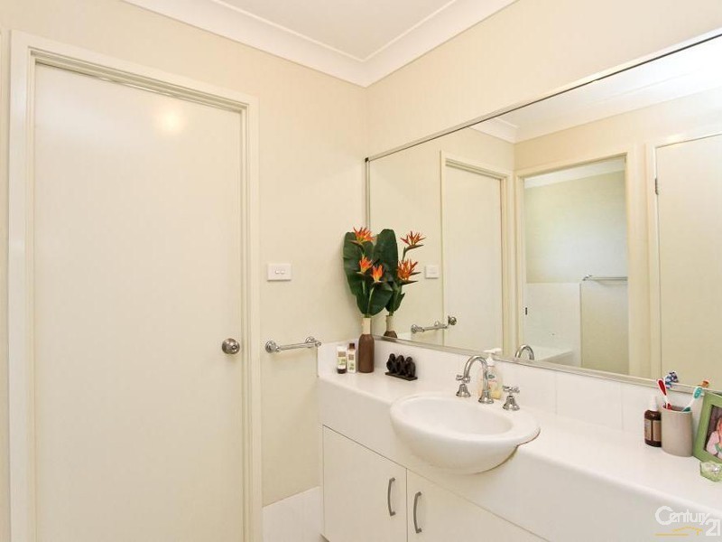 7 Harmony Crescent, Mount Hutton NSW 2290