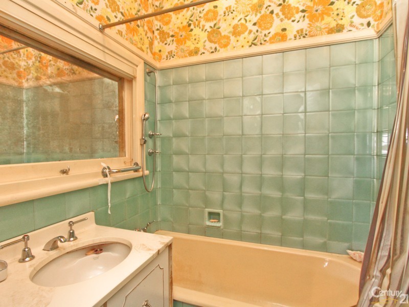 8 Blair Street, Teralba NSW 2284