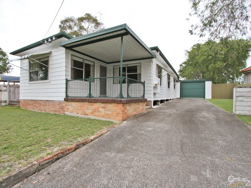 12 Nikkin Street, Belmont North NSW 2280
