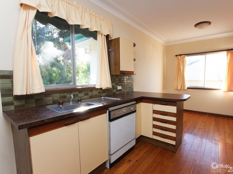 14 Valiant Avenue, Valentine NSW 2280