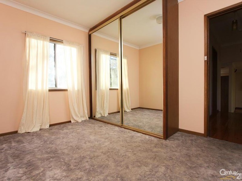 14 Valiant Avenue, Valentine NSW 2280