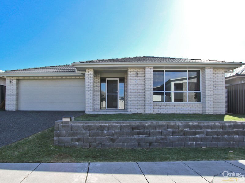 2 John Fallins Close, Belmont North NSW 2280