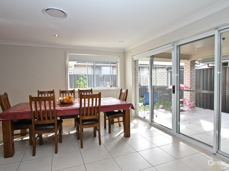 2 John Fallins Close, Belmont North NSW 2280
