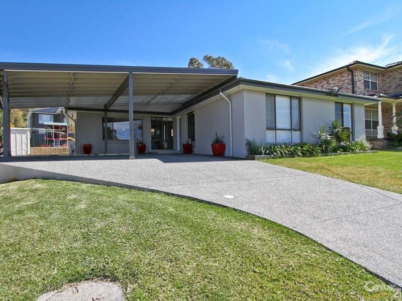 115 Fairfax Road, Warners Bay NSW 2282