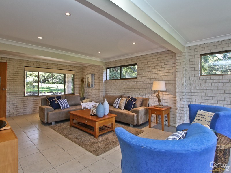 233 Pacific Highway, Belmont North NSW 2280