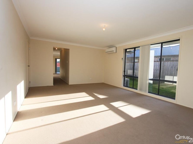 3 Harmony Crescent, Mount Hutton NSW 2290