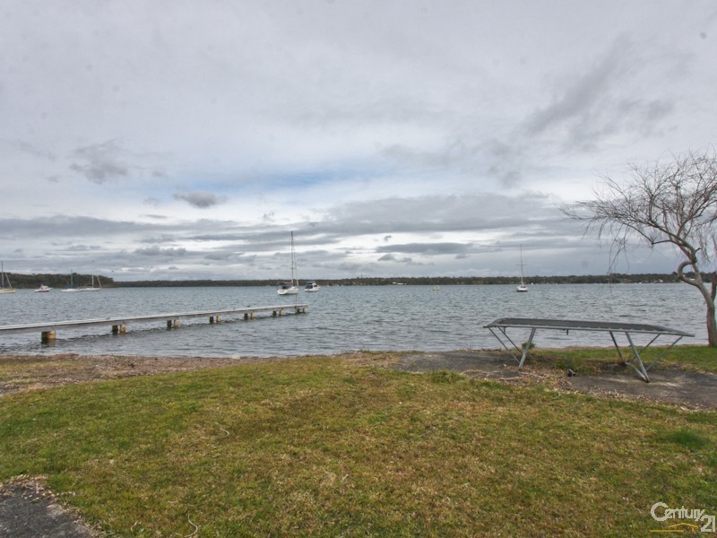 106 Marine Parade, Nords Wharf NSW 2281