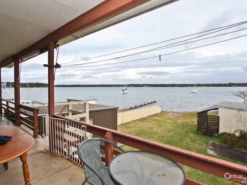 106 Marine Parade, Nords Wharf NSW 2281