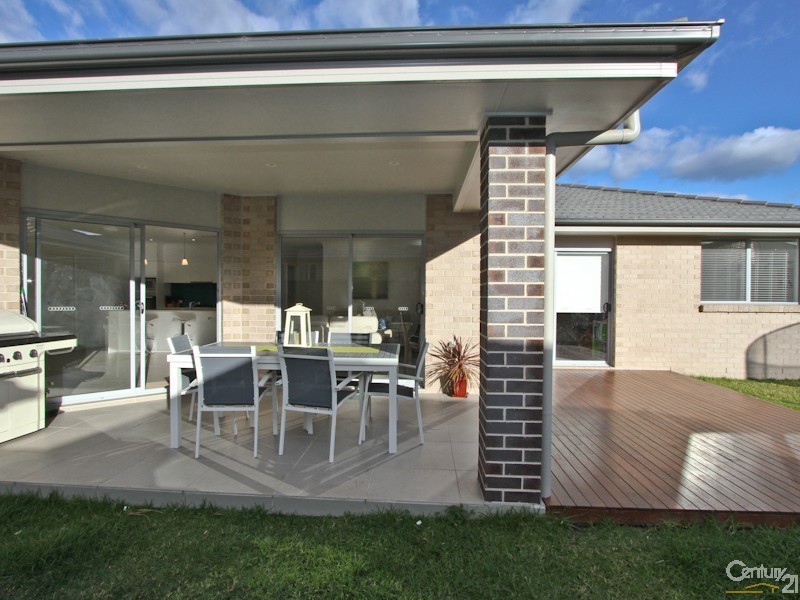 30 John Darling, Belmont North NSW 2280