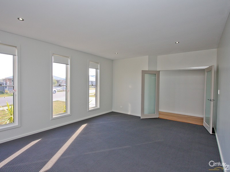 51A John Darling Drive, Belmont North NSW 2280