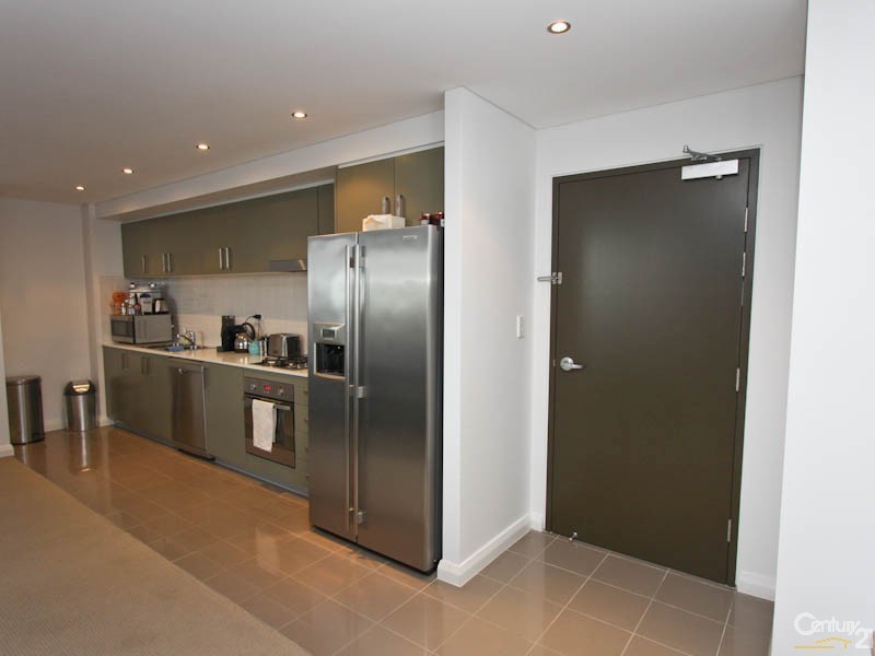 E501/18-20 Smart Street, Charlestown NSW 2290