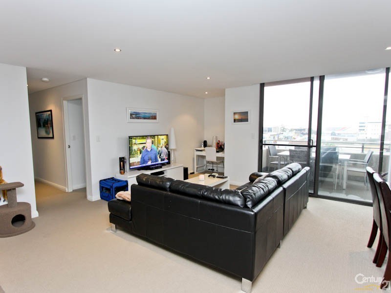 E501/18-20 Smart Street, Charlestown NSW 2290