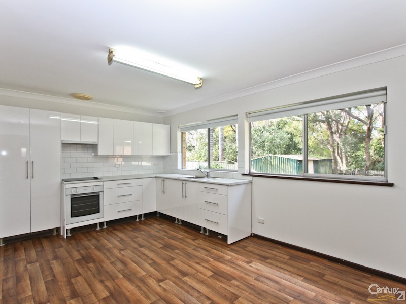 4 Lindsay Avenue, Valentine NSW 2280