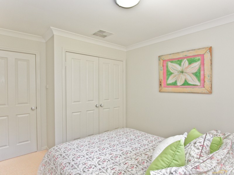 48 Park Royal Drive, Floraville NSW 2280