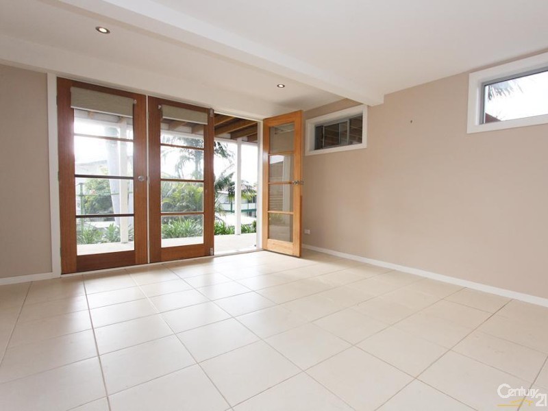 21 Macquarie Drive, Belmont North NSW 2280