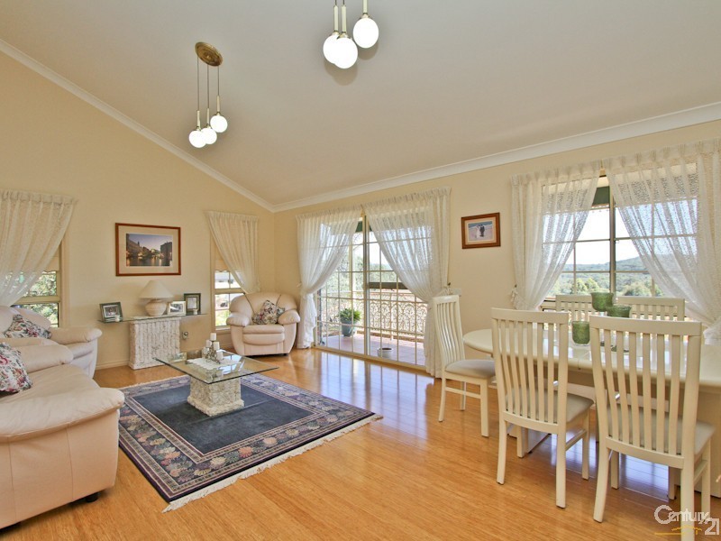 8 Grosvenor Place, Valentine NSW 2280