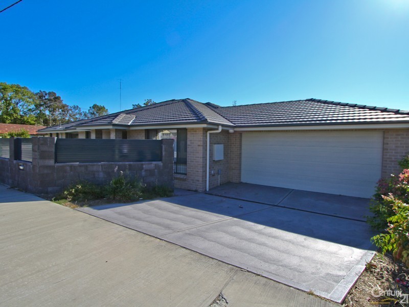 841 Macquarie Drive, Croudace Bay NSW 2280