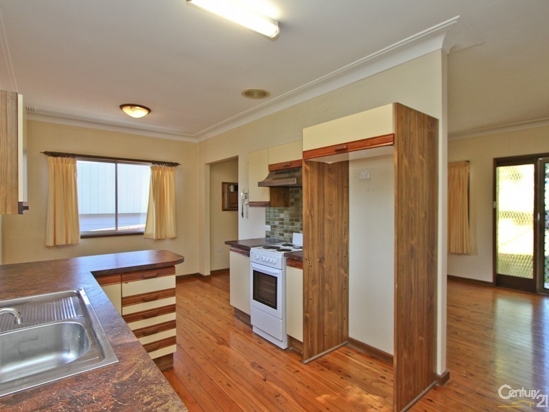14 Valiant Avenue, Valentine NSW 2280