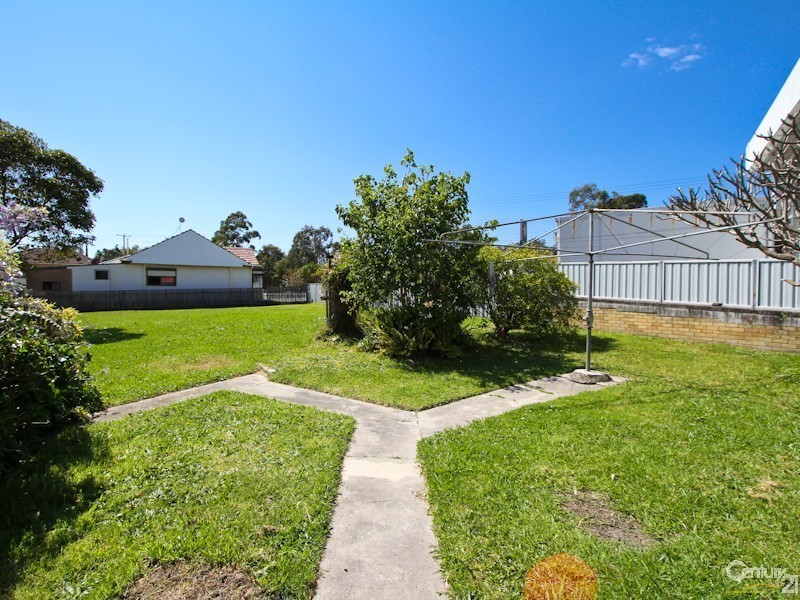 54 Charles Street, Warners Bay NSW 2282
