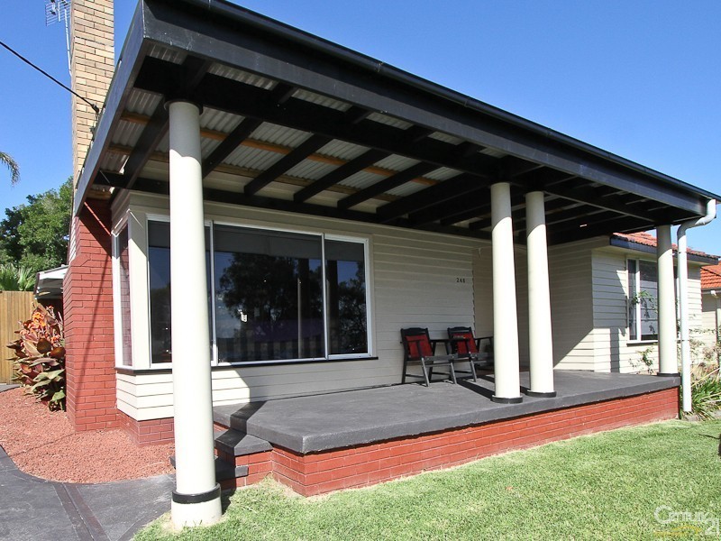 248 The Esplanade, Speers Point NSW 2284