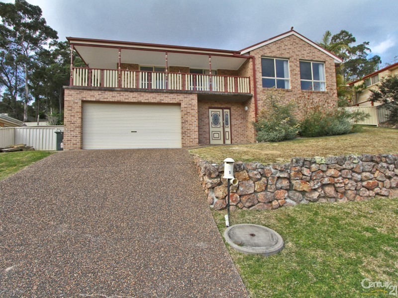 5 Kerrigan Close, Eleebana NSW 2282