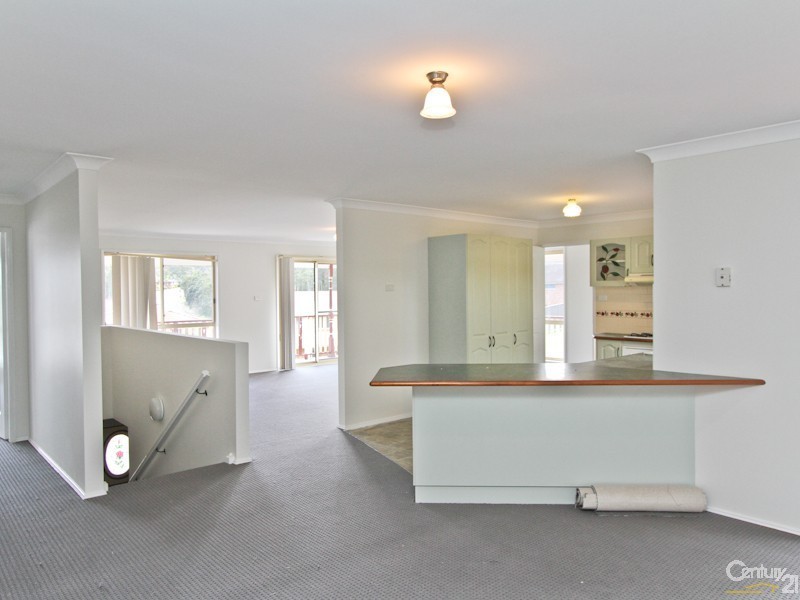 5 Kerrigan Close, Eleebana NSW 2282