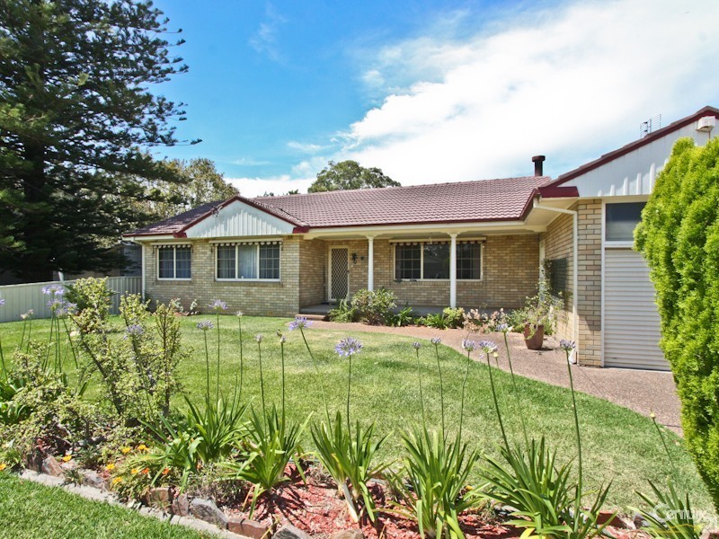 28 Martin Street, Warners Bay NSW 2282