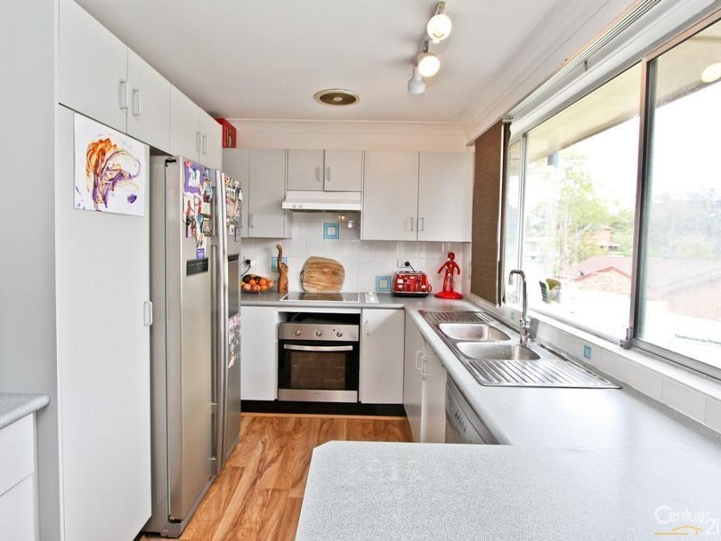 14 Piccadilly Close, Valentine NSW 2280