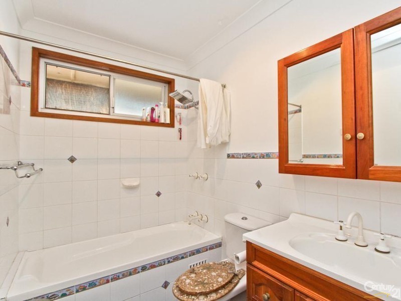 14 Piccadilly Close, Valentine NSW 2280