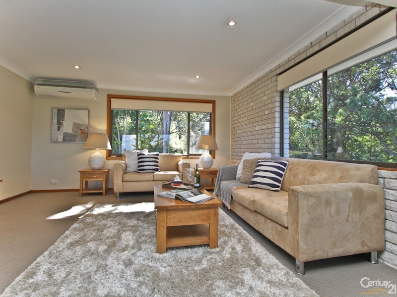 233 Pacific Highway, Belmont North NSW 2280