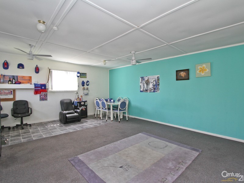 25 Patrick Street, Belmont North NSW 2280