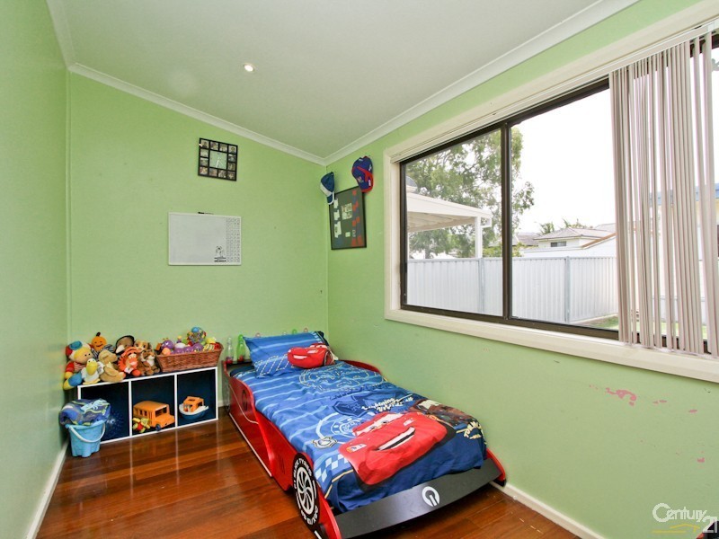 25 Patrick Street, Belmont North NSW 2280