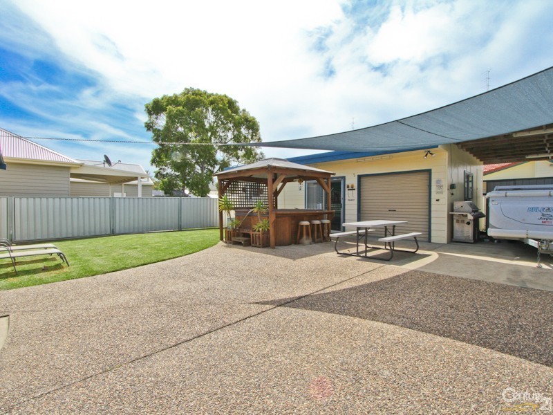 25 Patrick Street, Belmont North NSW 2280