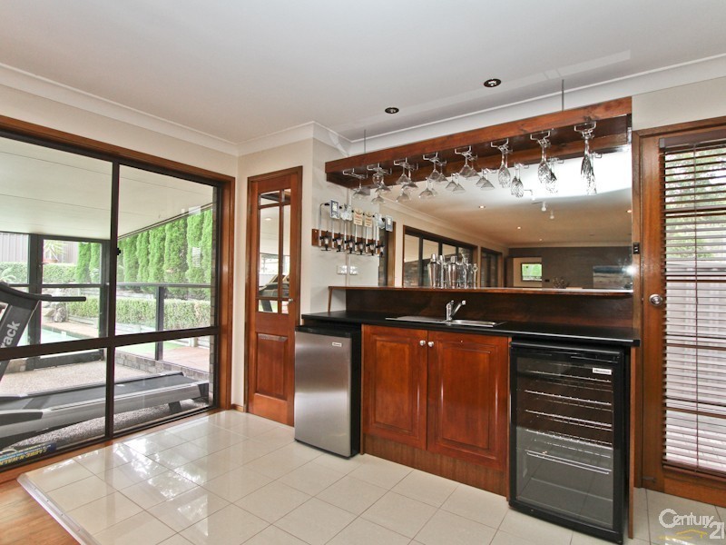 42 Haynes Avenue, Eleebana NSW 2282