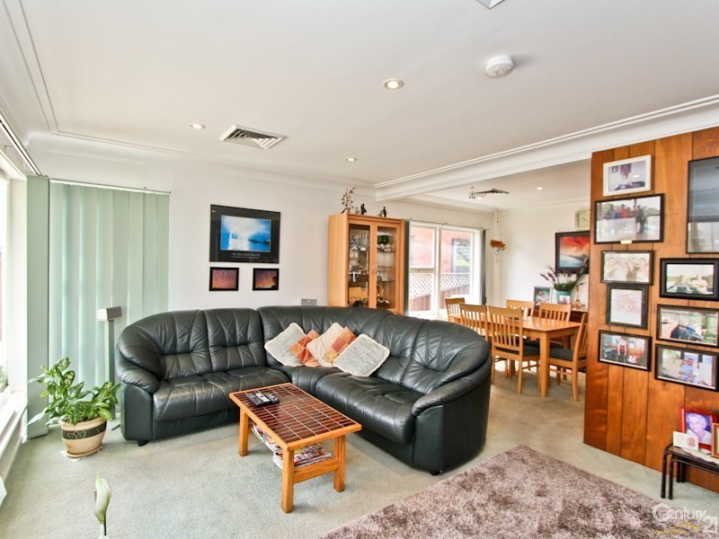 16 Victor Avenue, Valentine NSW 2280