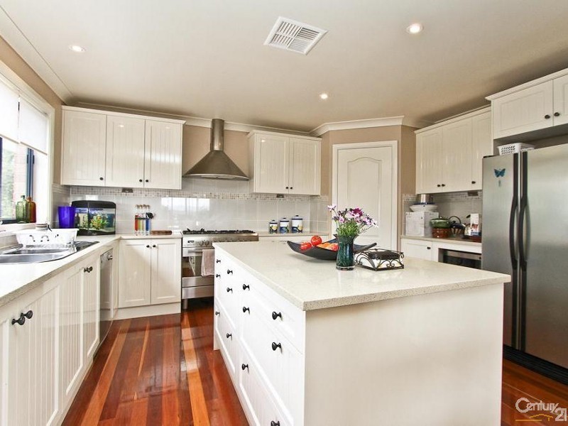 6 Minter Street, Valentine NSW 2280